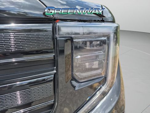 Used 2025 GMC Sierra 1500 Elevation w/ Elevation Premium Package AWD/4WD image 29