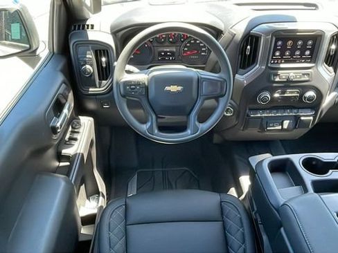 New 2026 Chevrolet Silverado 1500 Custom w/ LPO, Dark Essentials Package RWD image 19