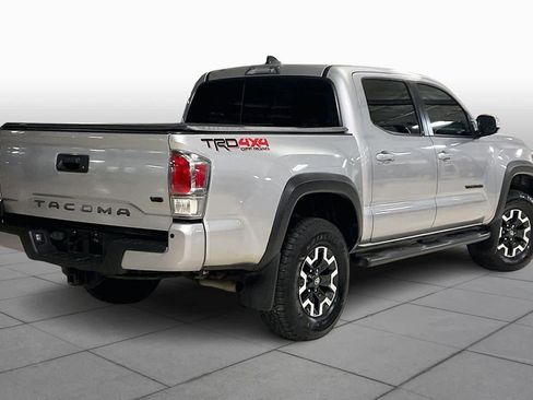 Used 2021 Toyota Tacoma TRD Off-Road image 12