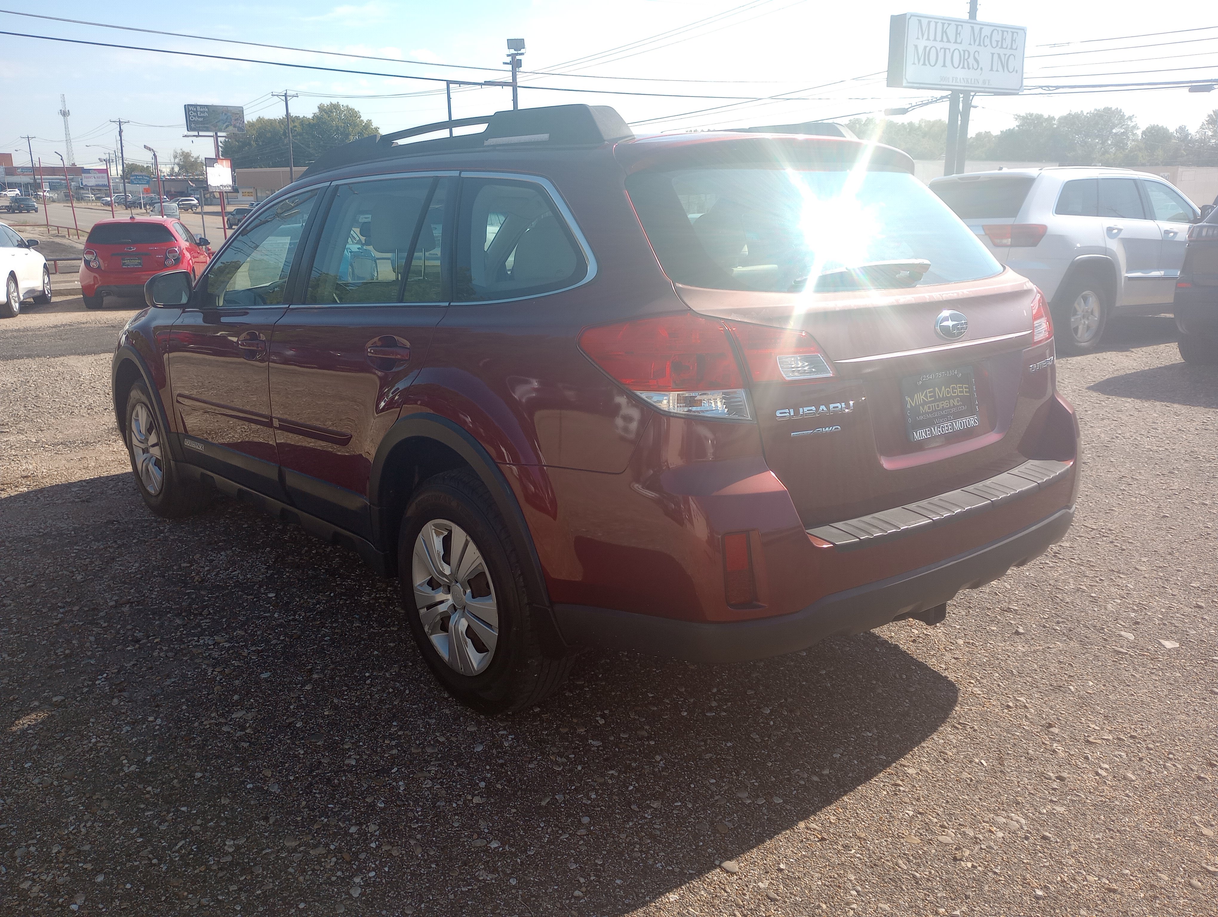 Used 2011 Subaru Outback 2.5i AWD/4WD image 5