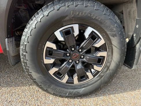 Certified 2024 Nissan Frontier Pro-X RWD image 14