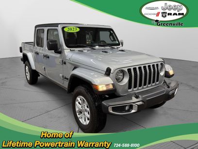 Used 2023 Jeep Gladiator Sport