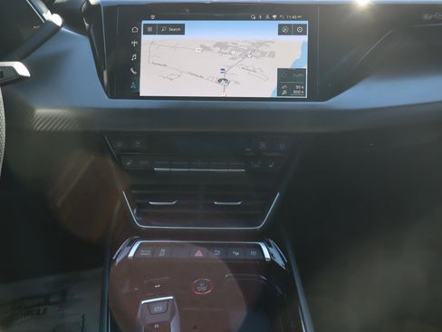 Used 2022 Audi e-tron GT Prestige w/ Prestige Package image 11