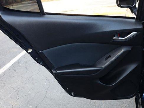 Used 2015 MAZDA MAZDA3 i Sport FWD image 15