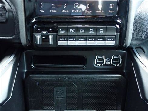Used 2022 RAM 3500 Laramie AWD/4WD image 21