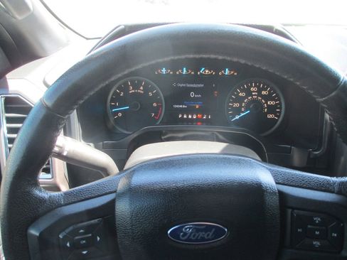 Used 2016 Ford F150 XLT w/ Equipment Group 301A Mid AWD/4WD image 28