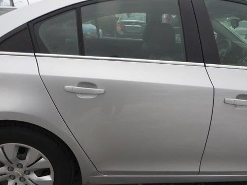 Used 2012 Chevrolet Cruze LS image 39