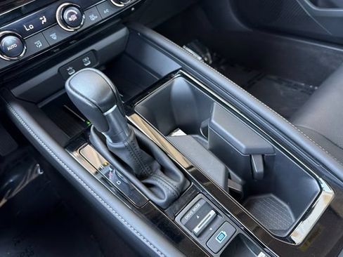 Used 2023 Honda Accord Touring image 27