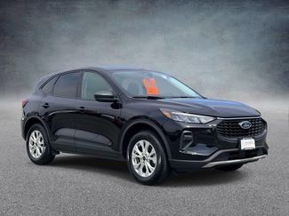 Used 2025 Ford Escape Active AWD/4WD video 1