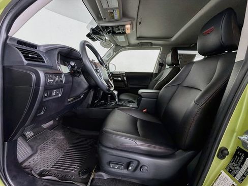 Used 2023 Toyota 4Runner TRD Off-Road Premium w/ Off Road Premium Plus Package AWD/4WD image 12