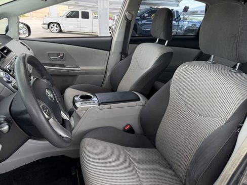 Used 2017 Toyota Prius V Three FWD image 25