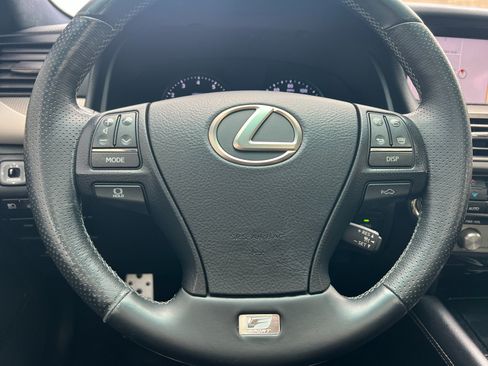 Used 2017 Lexus LS 460 F Sport w/ F Sport Package RWD image 23