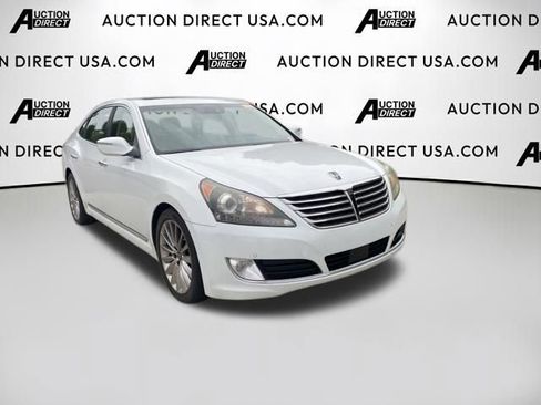 Used 2014 Hyundai Equus Signature RWD image 8