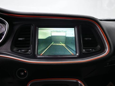 Used 2018 Dodge Challenger SXT Plus RWD image 11