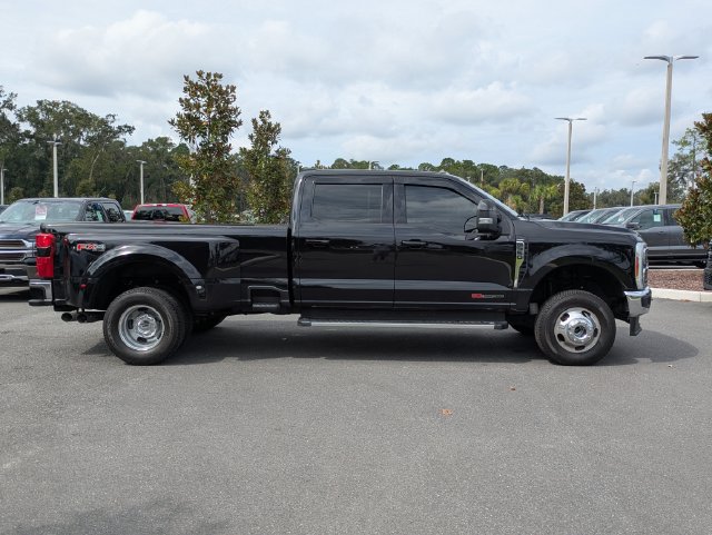 Certified 2023 Ford F350 Lariat AWD/4WD image 2
