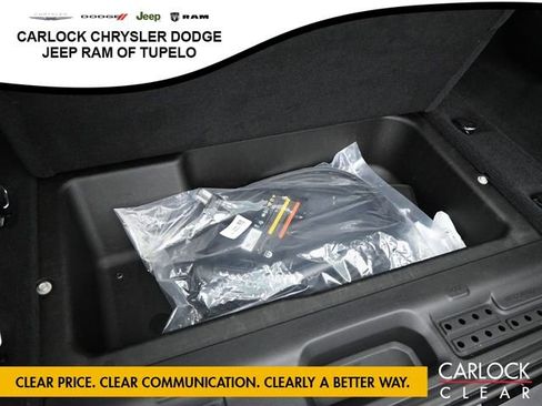 Used 2025 Jeep Wrangler Sport image 32