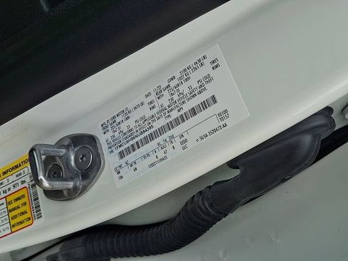 Certified 2022 Ford Escape SEL AWD/4WD image 27