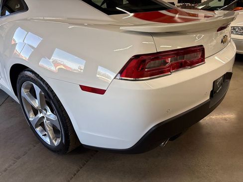 Used 2015 Chevrolet Camaro SS w/ RS Package image 28