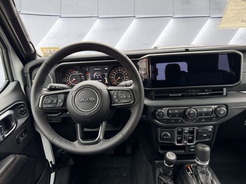 New 2026 Jeep Gladiator Sport AWD/4WD image 11