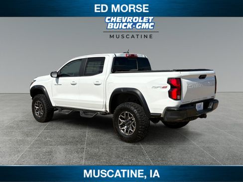 Used 2024 Chevrolet Colorado ZR2 w/ ZR2 Convenience Package III AWD/4WD image 3