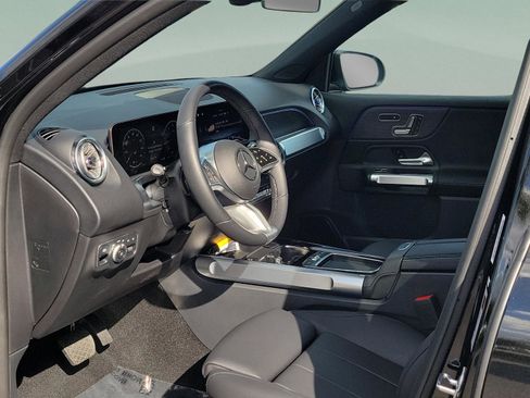 Certified 2026 Mercedes-Benz GLB 250 image 24