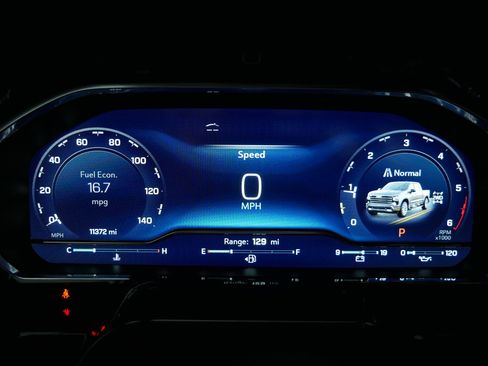 Used 2025 Chevrolet Silverado 1500 High Country w/ Technology Package image 27