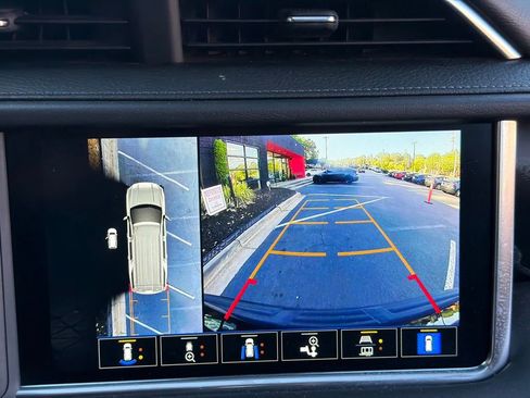Used 2023 GMC Yukon Denali AWD/4WD image 56