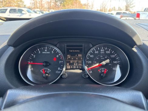 Used 2015 Nissan Rogue S w/ Convenience Package image 23