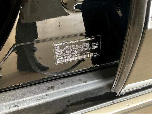 Used 2023 BMW X5 xDrive40i w/ Premium Package image 32