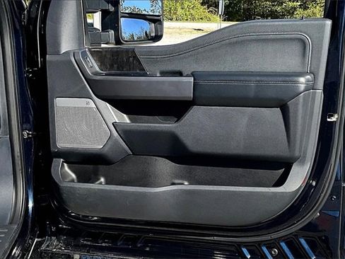 Used 2024 Ford F250 Lariat image 24