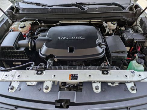 Used 2021 Chevrolet Colorado LT RWD image 29