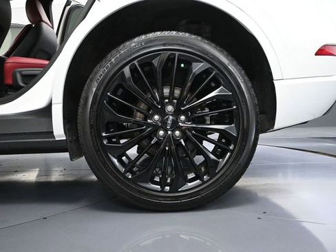 Used 2023 Lincoln Corsair Reserve w/ Jet Appearance Package image 14