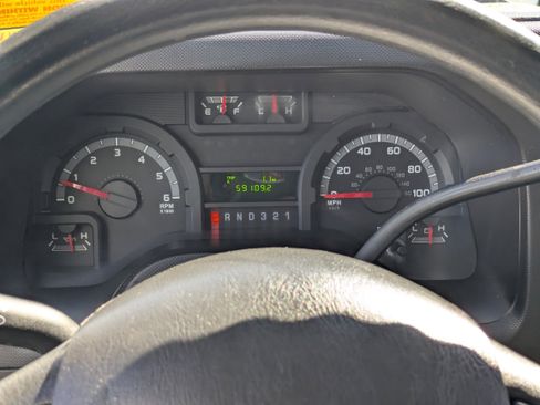 Used 2013 Ford E-350 and Econoline 350 Super Duty w/ Payload Pkg image 23