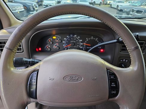 Used 2001 Ford Excursion Limited image 22