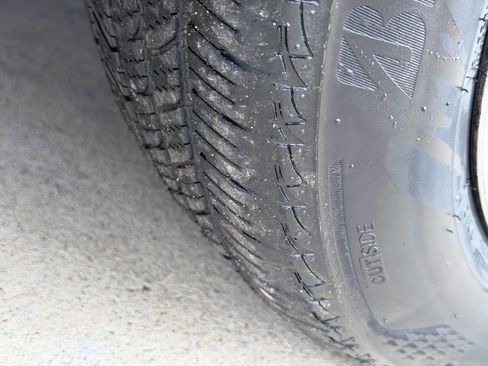 Used 2010 Toyota Prius Three image 16