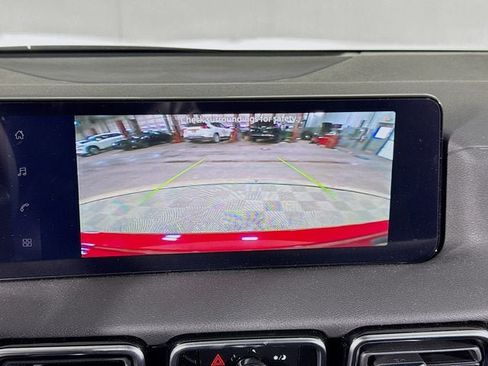 New 2026 Nissan Sentra SV w/ SV Convenience Package FWD image 14