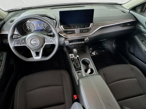 Used 2025 Nissan Altima 2.5 SV w/ SV Special Edition Package AWD/4WD image 20