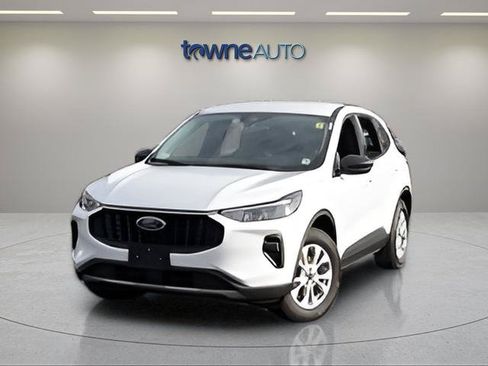 Used 2025 Ford Escape Active w/ Cold Weather Package AWD/4WD image 9