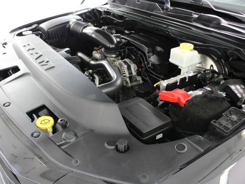 Used 2020 RAM 1500 Limited w/ Black Appearance Package image 78