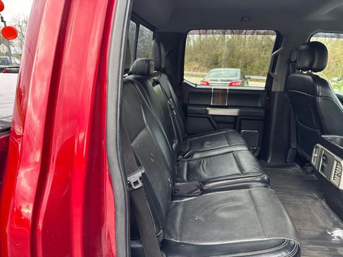 Used 2015 Ford F150 Lariat image 9