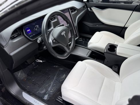 Used 2018 Tesla Model S 100D image 24