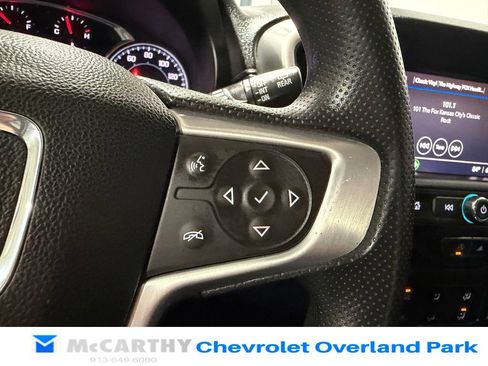 Used 2022 GMC Terrain SLE AWD/4WD image 15