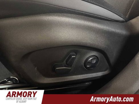 Used 2020 Jeep Renegade Altitude image 11