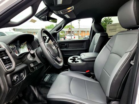 New 2025 RAM 5500 Tradesman image 17