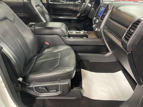 Used 2021 Ford Expedition Platinum image 15