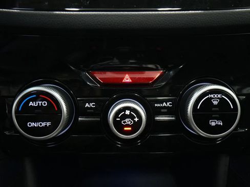 Used 2023 Subaru Forester Premium image 34