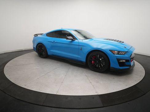 Used 2022 Ford Mustang Shelby GT500 w/ Technology Package RWD image 35