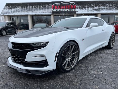 Used 2019 Chevrolet Camaro SS image 1