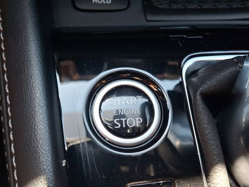 Used 2023 Nissan Kicks SV FWD image 22