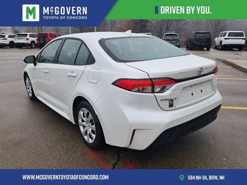 Used 2024 Toyota Corolla LE image 4